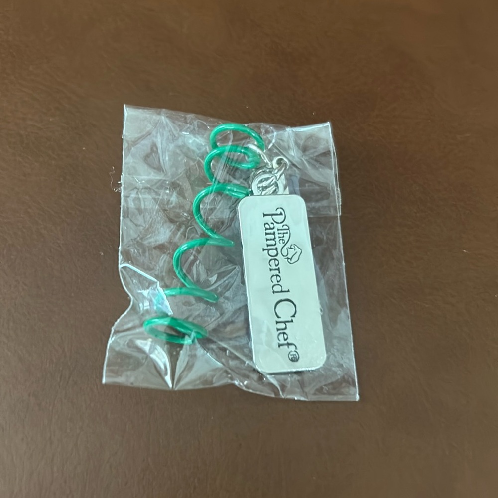 Pampered Chef Clip Charm